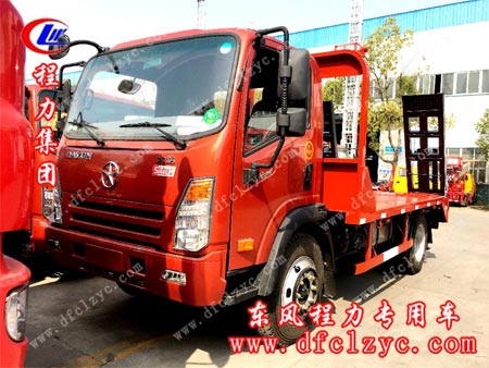 蓝牌大运挖机平板运输车(国五)