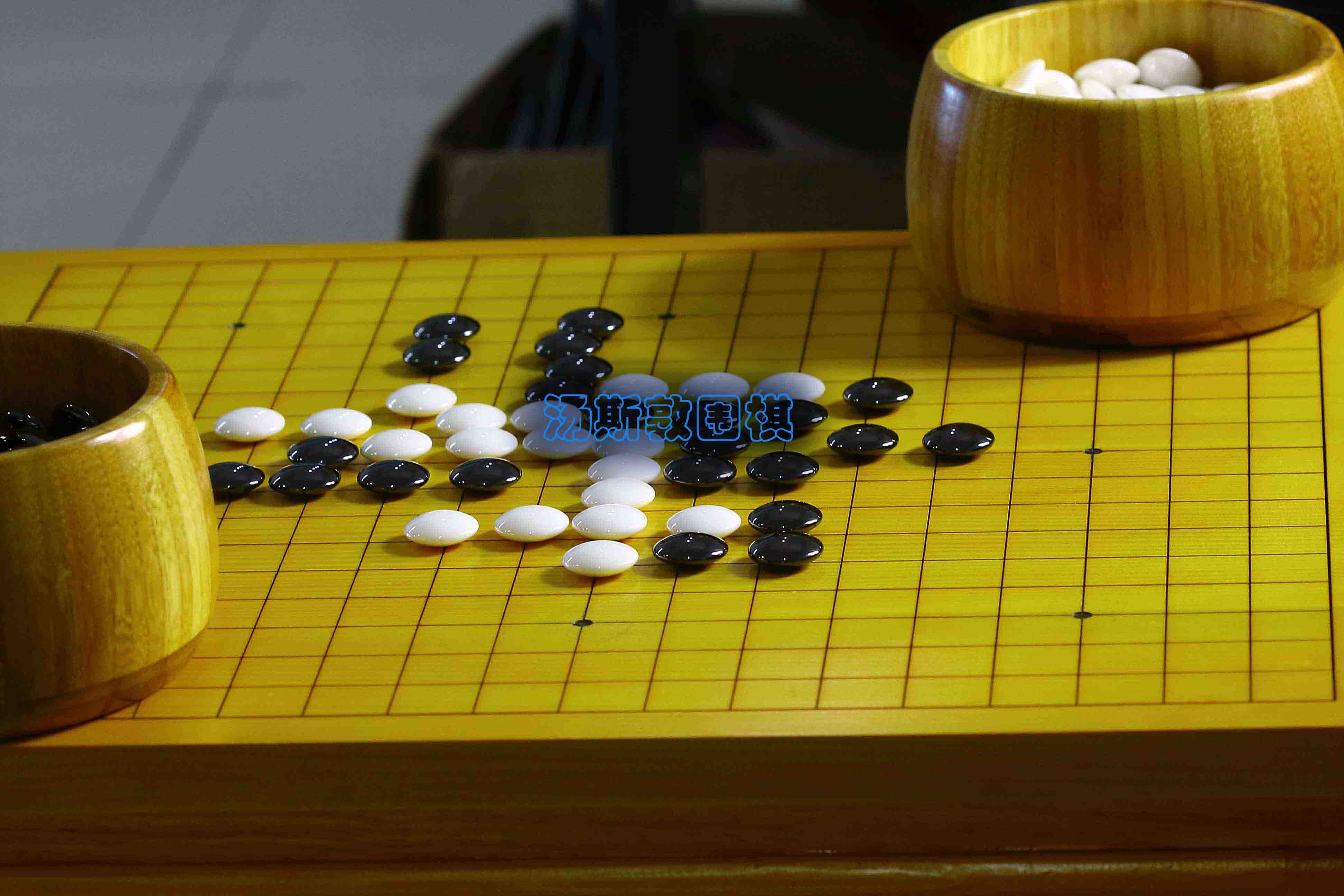 汤斯敦休闲棋牌爱好者首选氧化锆陶瓷围棋子 手感好的中国象棋