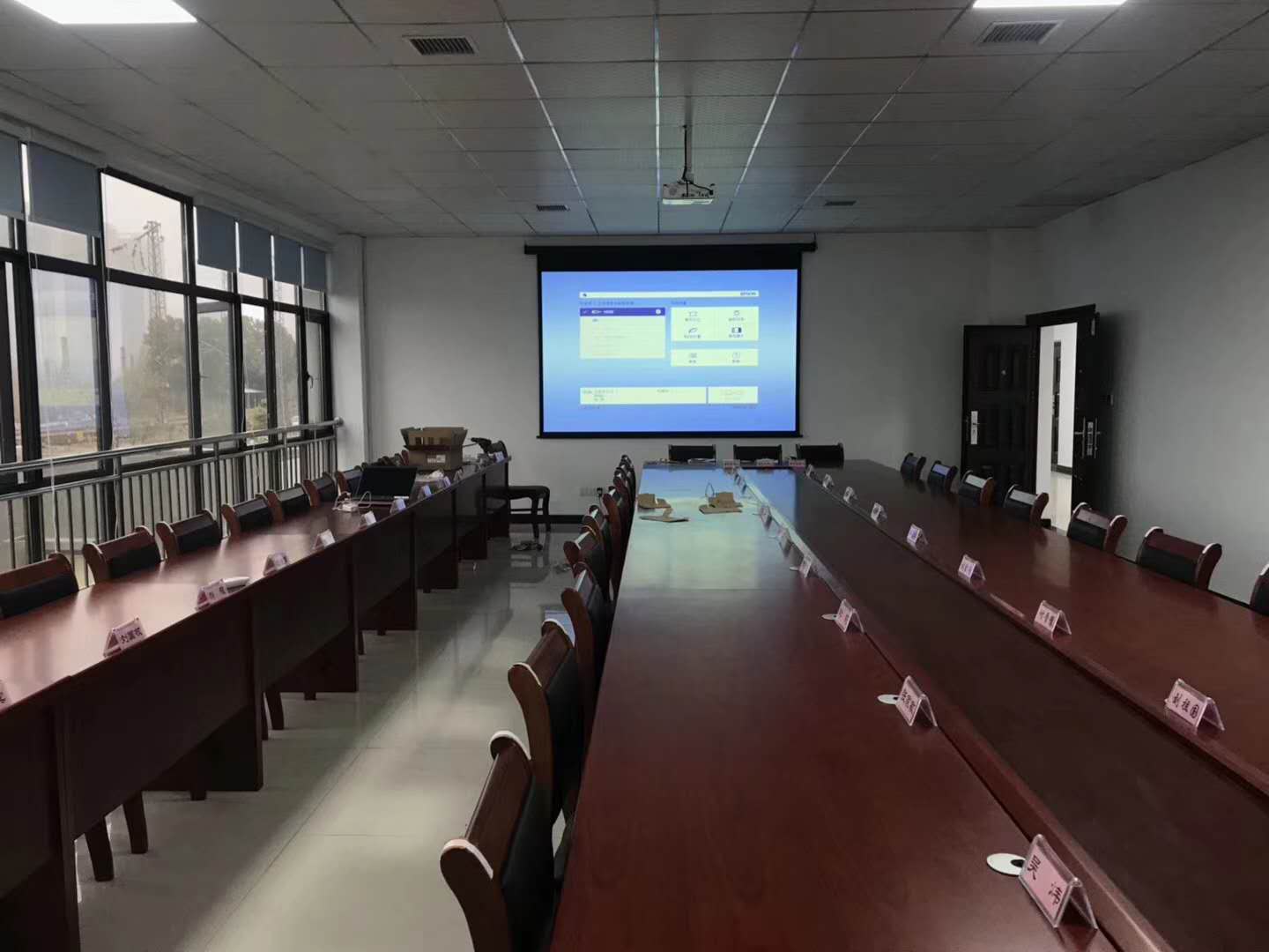 供应北京北工大路中小型会议音箱设备布线施工