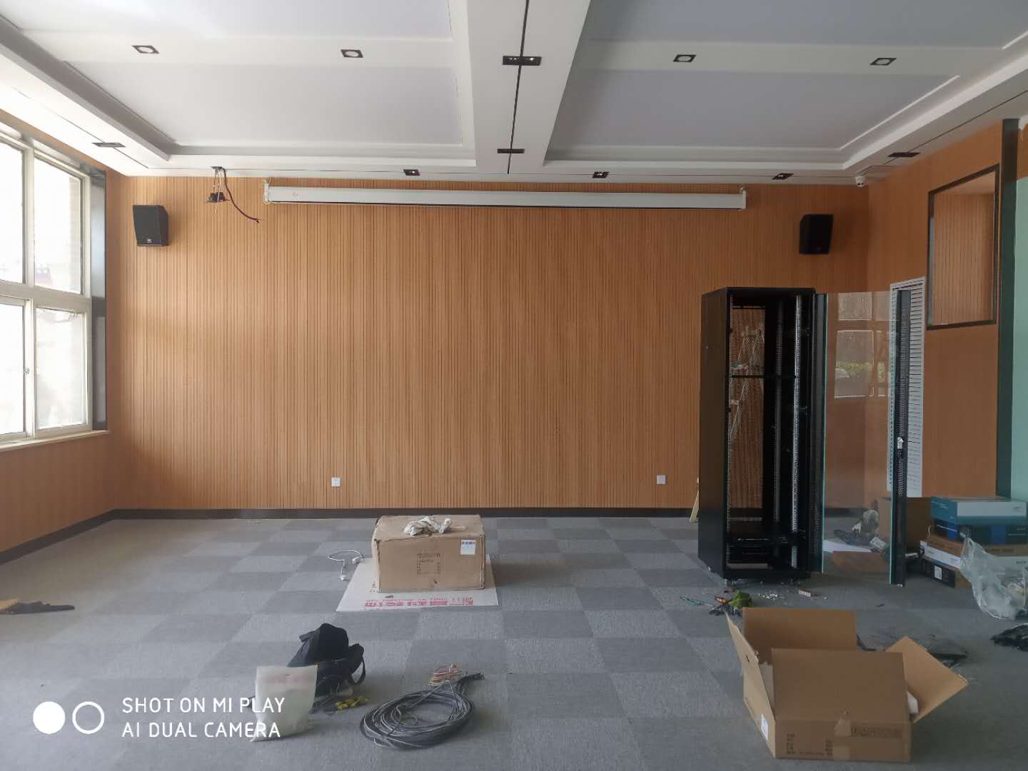 cs-505壁挂会议音箱安装 视频投影仪天花安装