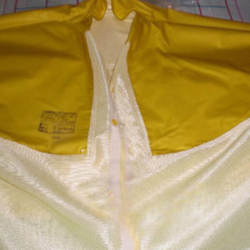 日本YS品牌树脂绝缘服 YS124-07-04树脂绝缘衣直销