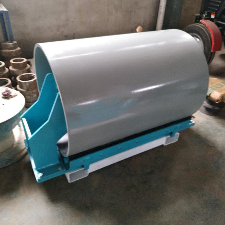 挖掘机改装双向滚筒夯实机圆筒振动打夯机钩机振动松土夯