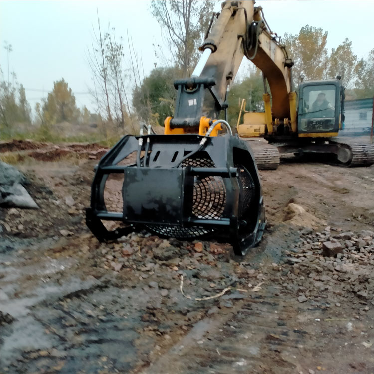 挖掘机改装SFP-40破碎筛沙斗石灰岩碎料筛分斗30-40T分筛破碎斗