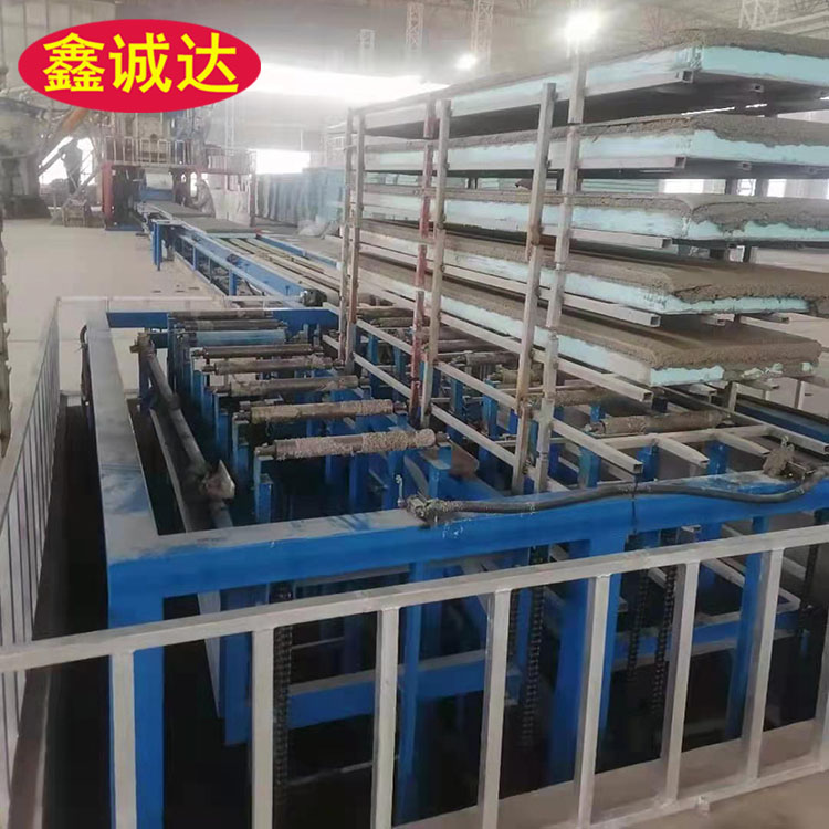鑫诚达FS保温砂浆复合设备 fs免拆外模板设备 免费安装调试