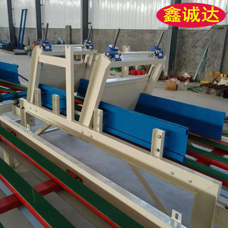 鑫诚达水泥砂浆抹面免拆一体化复合模板设备现场视频