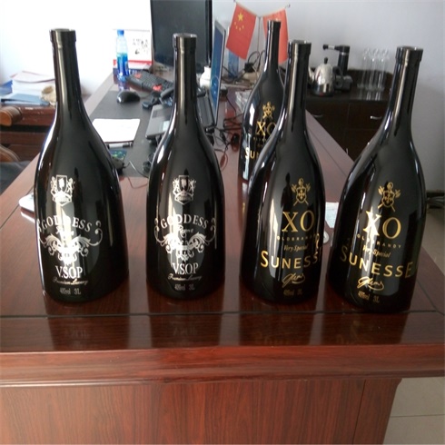 广州洋酒瓶烤漆厂,广州洋酒瓶喷漆厂,广州洋酒瓶喷涂厂