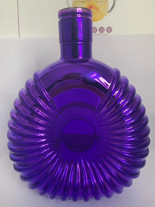 洋酒瓶烤漆厂,洋酒瓶烤漆加工厂,广州白云区洋酒瓶烤漆厂